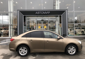 Подержанный автомобиль Chevrolet Cruze Sedan 2013 года (4 фото)