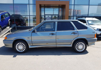 Подержанный автомобиль LADA (ВАЗ) 2114 2005 года (8 фото)