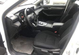 Подержанный автомобиль Haval Jolion 2024 года (9 фото)