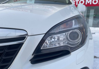 Подержанный автомобиль Opel Mokka 2013 года (9 фото)