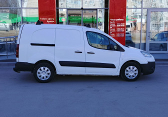 Подержанный автомобиль Peugeot Partner 2013 года (4 фото)