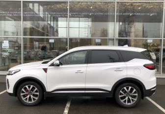 Подержанный автомобиль Chery Tiggo 7 Pro Max 2024 года (8 фото)