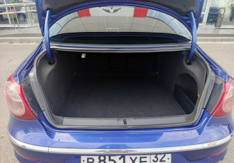 Подержанный автомобиль Volkswagen Passat CC 2009 года (12 фото)