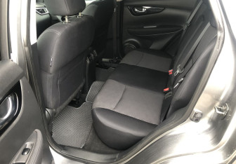 Подержанный автомобиль Nissan Qashqai 2014 года (11 фото)