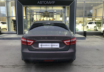 Подержанный автомобиль LADA (ВАЗ) Vesta Sedan 2017 года (6 фото)