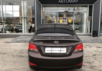 Подержанный автомобиль Hyundai Solaris Sedan 2016 года (6 фото)