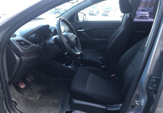 Подержанный автомобиль LADA (ВАЗ) Vesta Sedan 2018 года (9 фото)