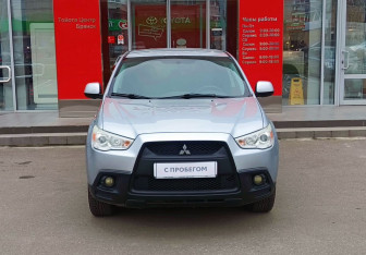 Подержанный автомобиль Mitsubishi ASX 2012 года (2 фото)
