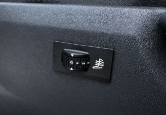 Подержанный автомобиль Citroen C3 Hatchback 2008 года (15 фото)