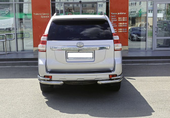 Подержанный автомобиль Toyota Land Cruiser Prado 2014 года (6 фото)