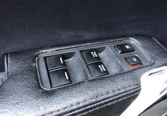 Подержанный автомобиль Honda CR-V 2007 года (13 фото)