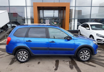 Подержанный автомобиль LADA (ВАЗ) Granta Wagon 2022 года (4 фото)