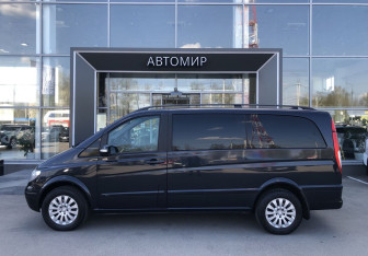 Подержанный автомобиль Mercedes-Benz Viano 2004 года (8 фото)