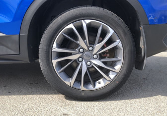 Подержанный автомобиль Geely Coolray 2020 года (16 фото)