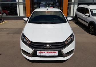 Подержанный автомобиль LADA (ВАЗ) Vesta Sedan 2019 года (2 фото)