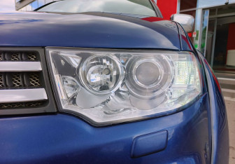 Подержанный автомобиль Mitsubishi Pajero Sport 2014 года (9 фото)