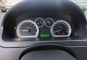Подержанный автомобиль Chevrolet Aveo Sedan 2007 года (13 фото)