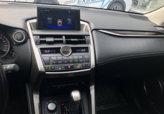 Подержанный автомобиль Lexus NX 2015 года (17 фото)