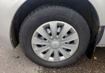 Подержанный автомобиль Renault Symbol 2005 года (10 фото)