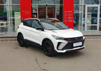 Подержанный автомобиль Geely Coolray 2024 года (3 фото)