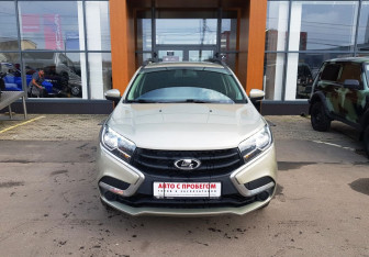 Подержанный автомобиль LADA (ВАЗ) XRAY 2021 года (2 фото)