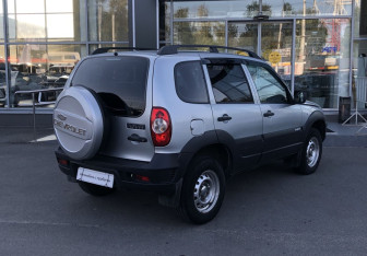Подержанный автомобиль Chevrolet Niva 2018 года (5 фото)