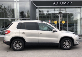 Подержанный автомобиль Volkswagen Tiguan 2010 года (4 фото)