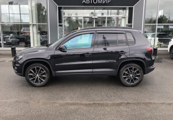 Подержанный автомобиль Volkswagen Tiguan 2012 года (8 фото)