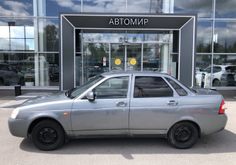 Подержанный автомобиль LADA (ВАЗ) Priora Sedan 2011 года (8 фото)
