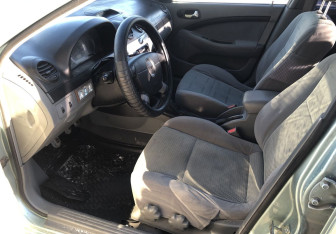 Подержанный автомобиль Chevrolet Lacetti Hatchback 2008 года (9 фото)